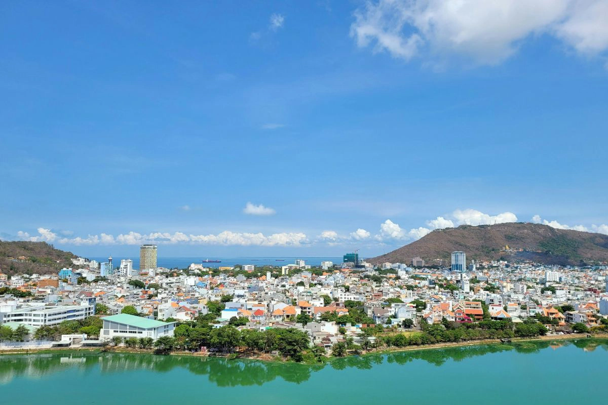 Warm tropical weather shapes Vung Tau throughout the year