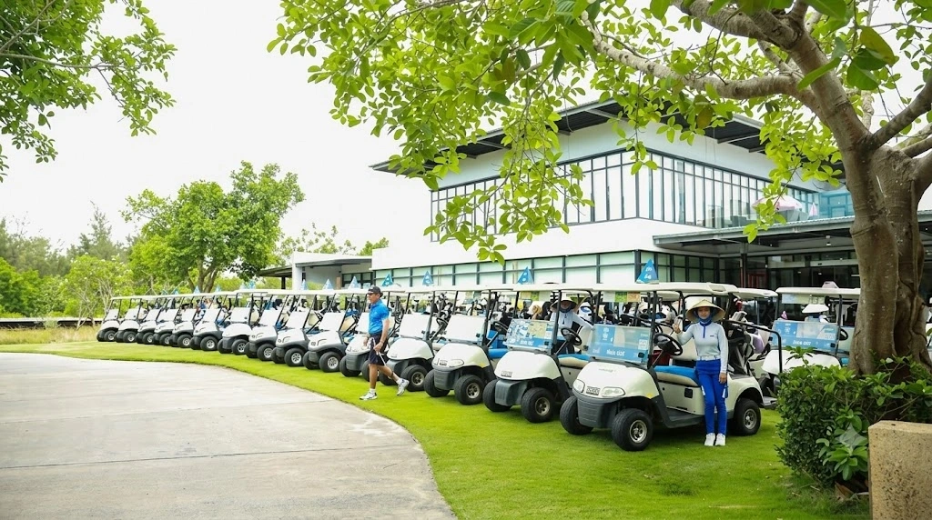 One-Day Golf Tour at BRG Da Nang Golf Resort