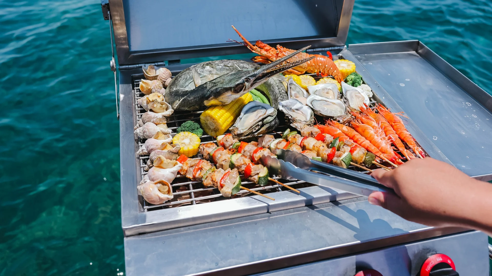Private Tour | Enjoy an ultimate lifestyle with Aphrodite Yacht