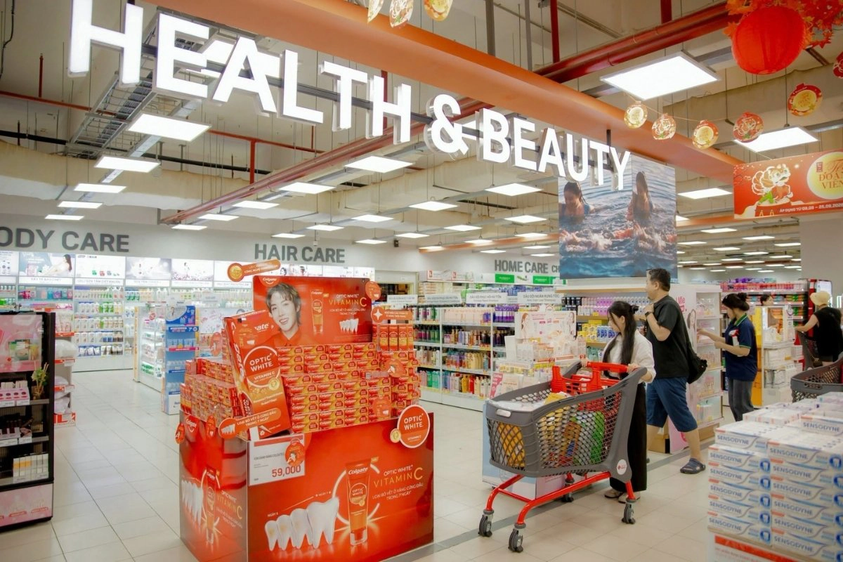 Retail stores at Lotte Mart Vung Tau