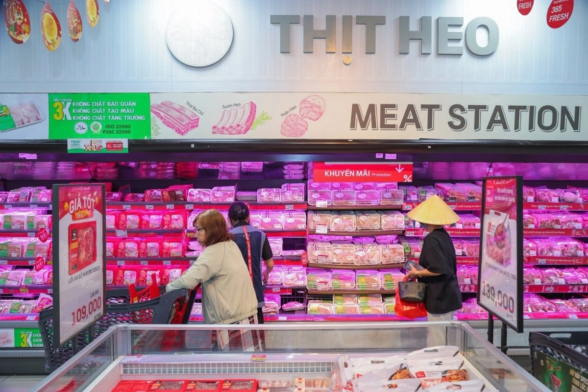 Shopping at Lotte Mart Vung Tau