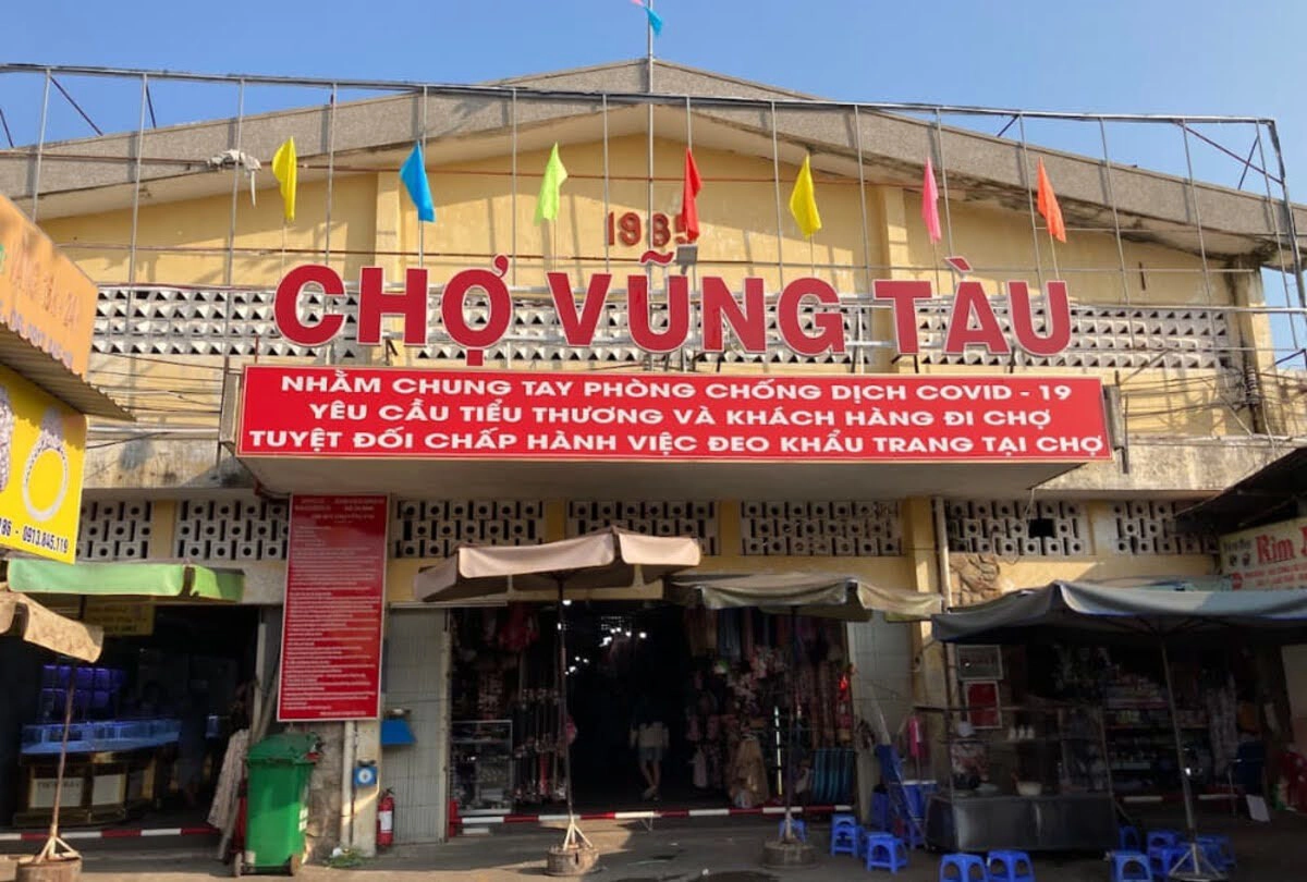 Vung Tau Market: Local Markets, Night Market & What to Buy
